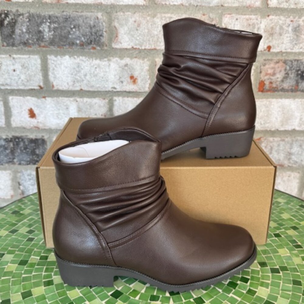 Cliffs by White Mountain Booties - Durbon DK BROWN/SMOOTH 7 Wide - Picture 2 of 8